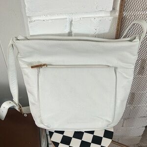 Vintage Stone Mountain White Leather Crossbody Bag